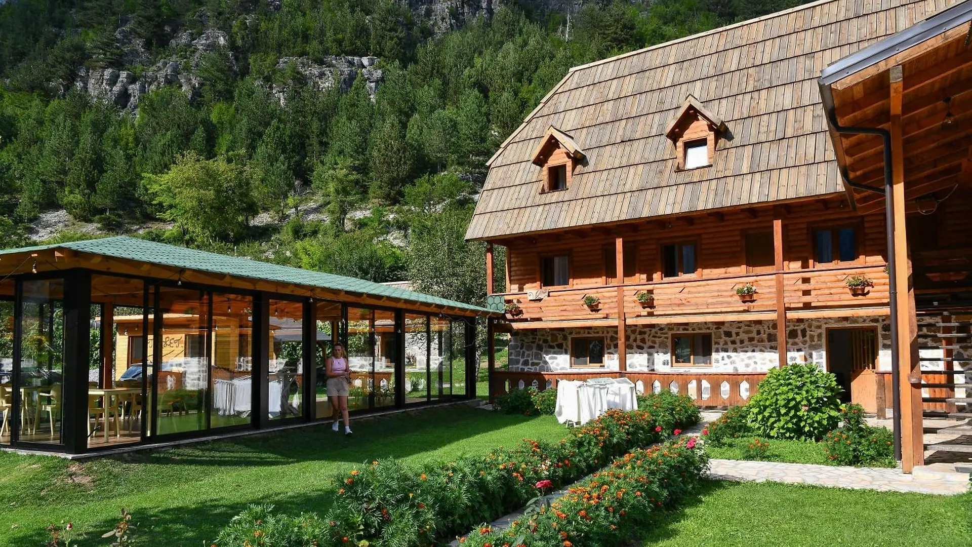 Guesthouse Prrockaj ثيث بيت ضيافة